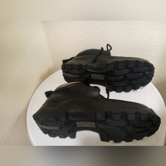 Buffalo Black and Gray Leather Boots main image 7